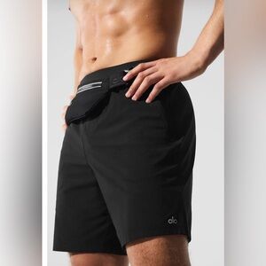 Alo Yoga 7" Repetition Short *new